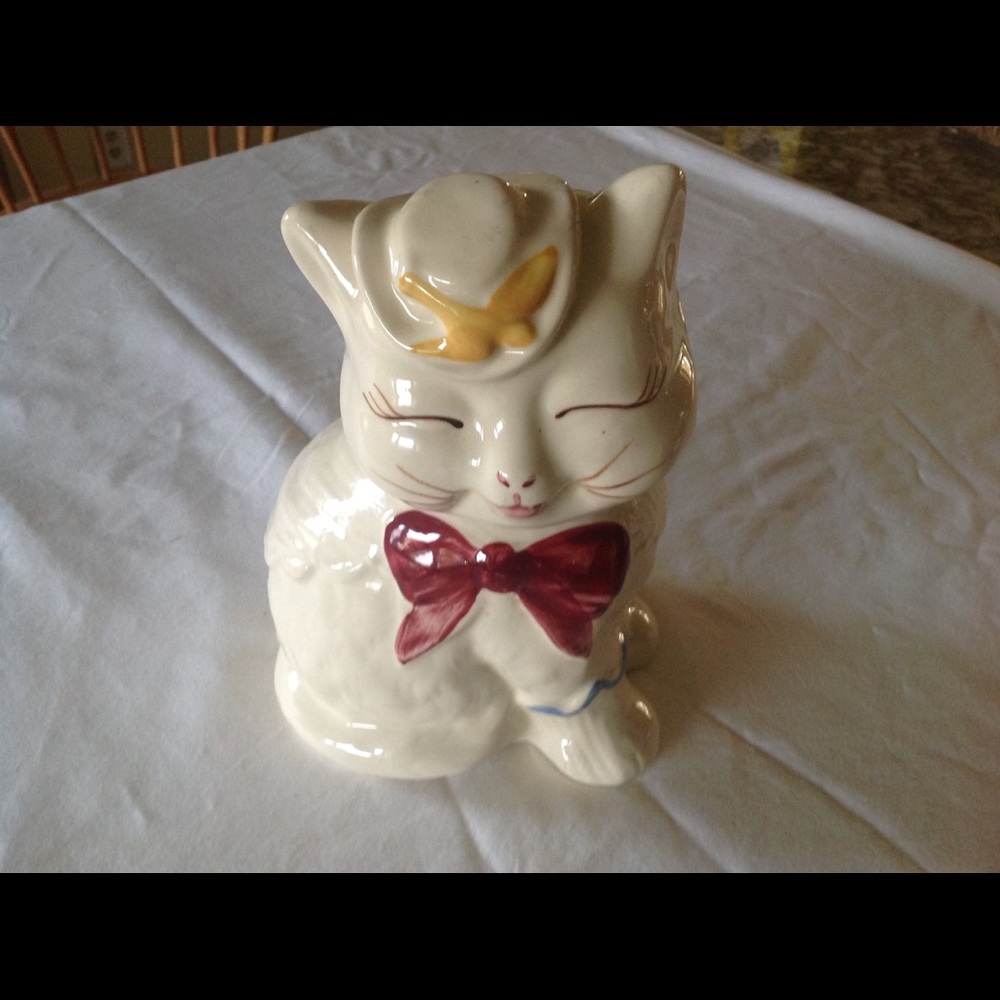 Vintage Shawnee "Puss 'n Boots" Cat cookie jar